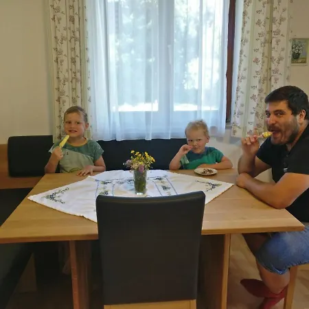 Oberrainbauer Farm stay